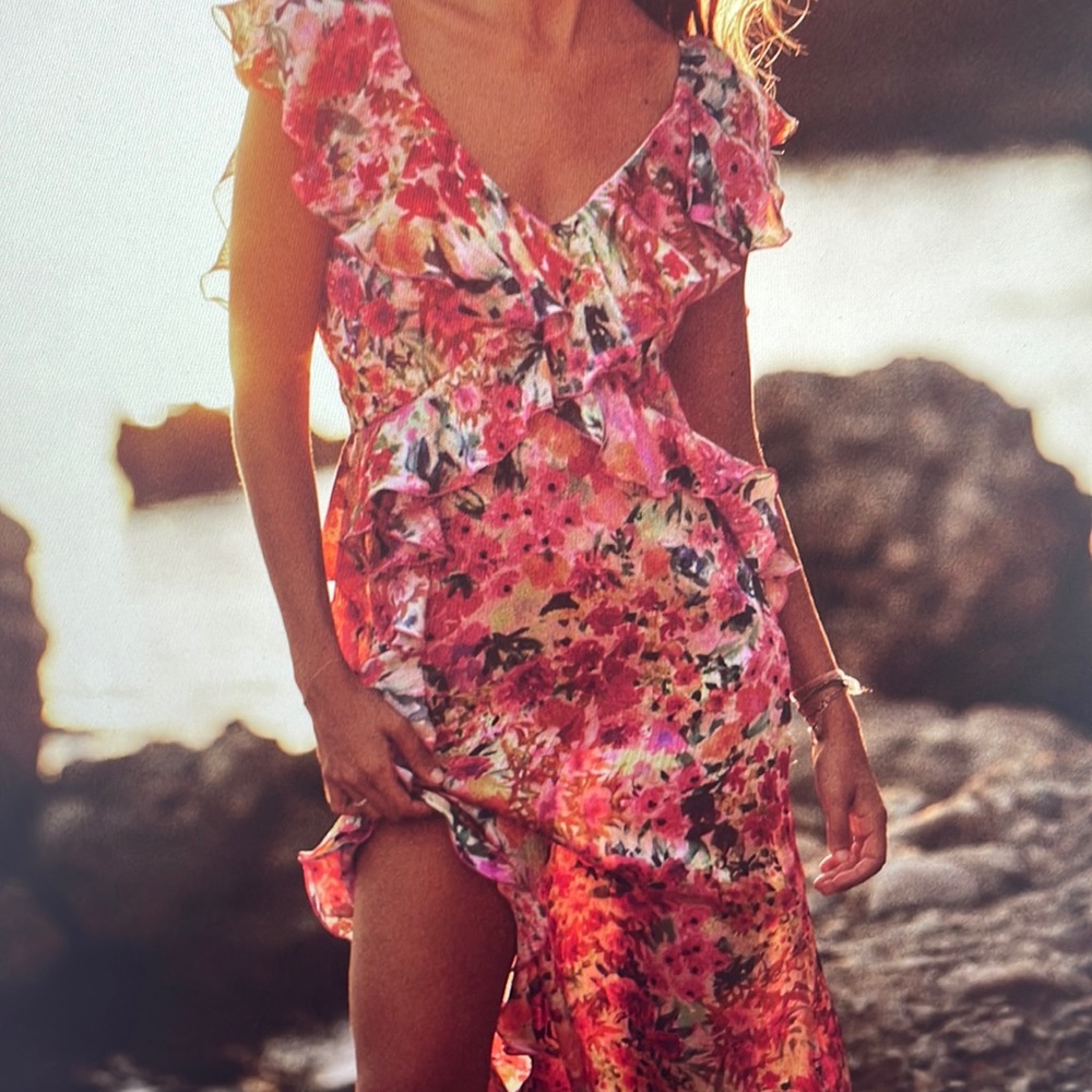 SOLD Floral print ruffles dress